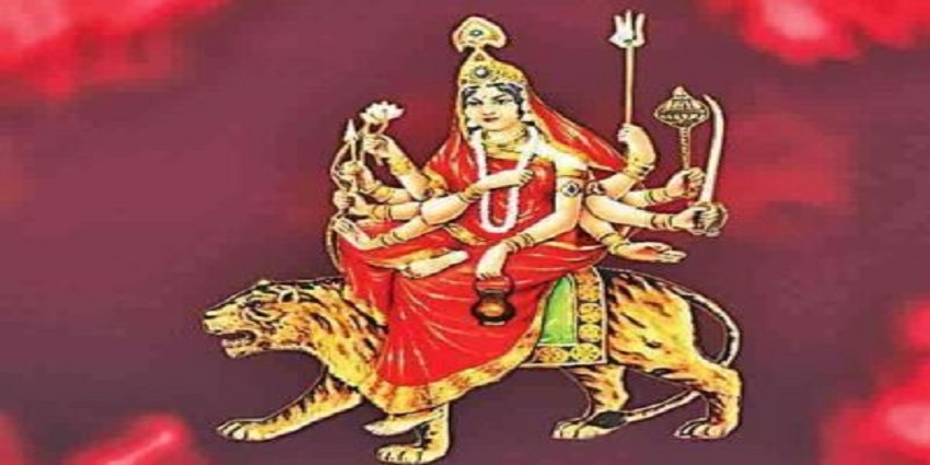 नवरात्रि के तीसरे दिन करें मां चंद्रघंटा की पूजा, मिलेगी संपन्नता !